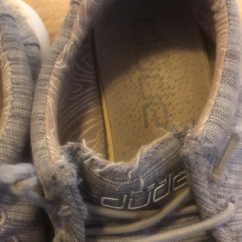 Hey Dude shoes 3402